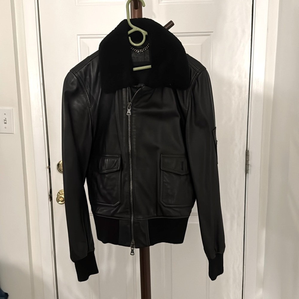 Leather jacket bomber